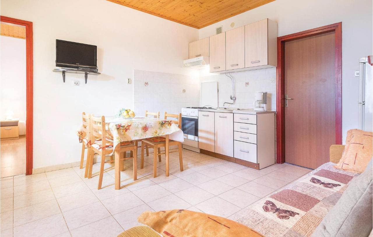 Awesome Apartment In Pula With Wifi Екстер'єр фото