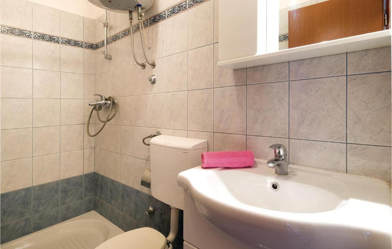 Awesome Apartment In Pula With Wifi Екстер'єр фото